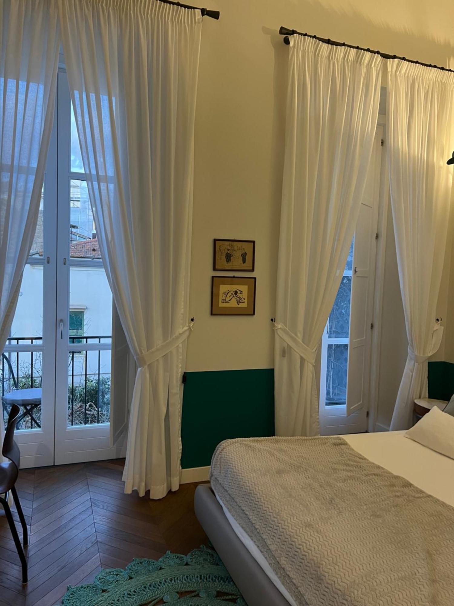 Hotel Accademia 39 Sorrent Exterior foto